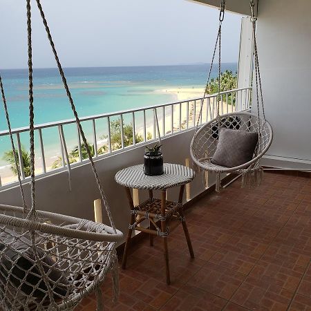 Apartamento Gorgeous Beach Front Studio With Electricity Water Ac Luquillo Exterior foto